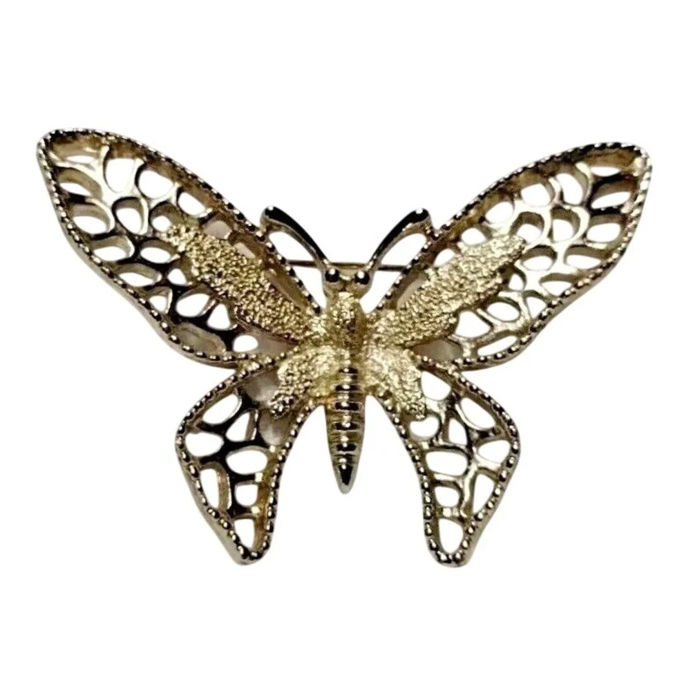 Sarabah Butterfly Brooch Pin Gold Tone Openwork Design Vintage Costume Jewelry‎
